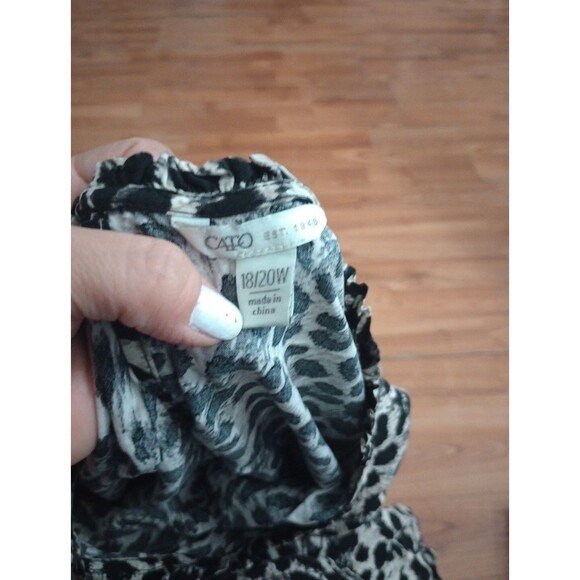 Cato Est. 1946 Women's Animal Print Blouse Plus Size 18/20W Stretch - Picture 9 of 9